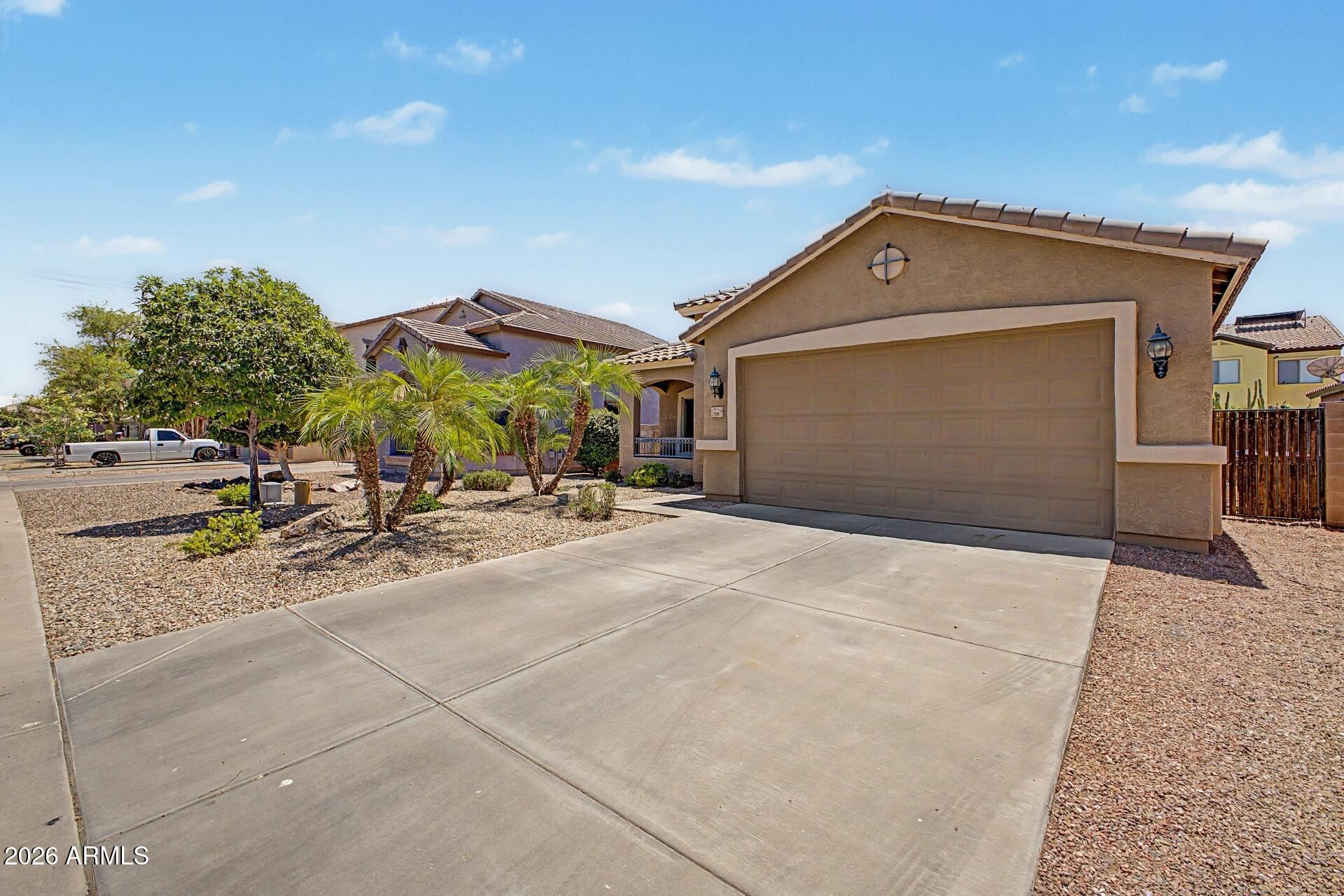 731 W MESQUITE TREE Lane