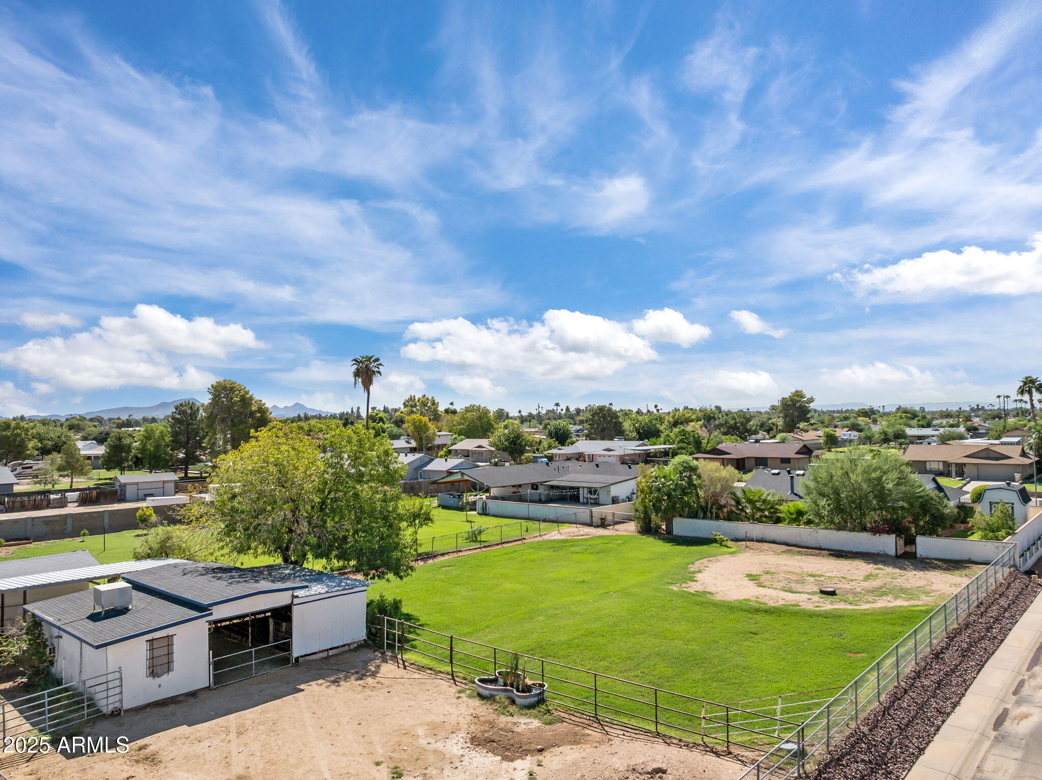 5244 W WALTANN Lane