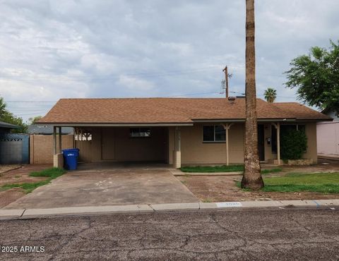 3826 W FLYNN Lane Phoenix AZ 85019