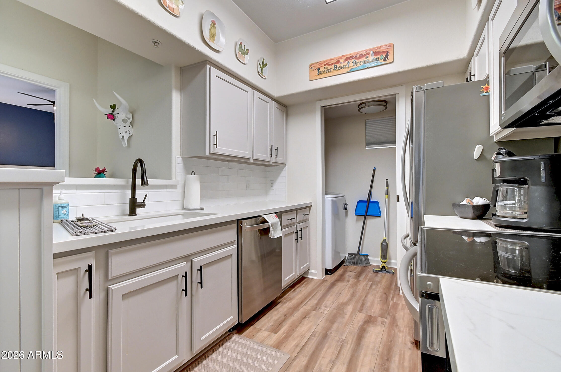 10401 N SAGUARO Boulevard 137