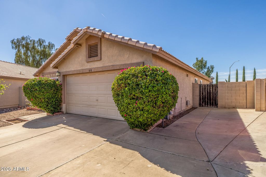 Photo of 1410 S Roanoke Street, Mesa, AZ 85206 (MLS # 7003699)