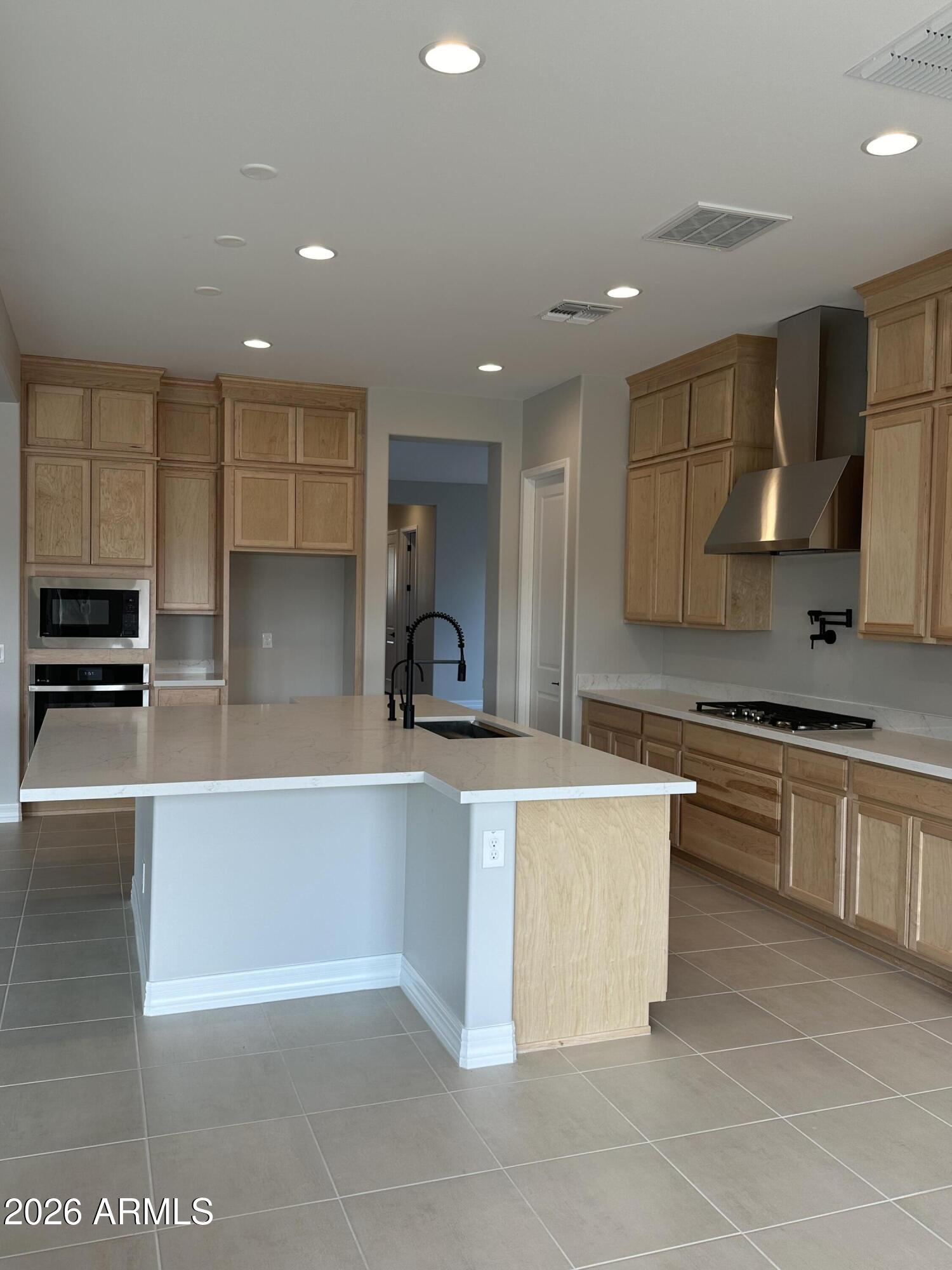 20479 E CALLE DE FLORES --