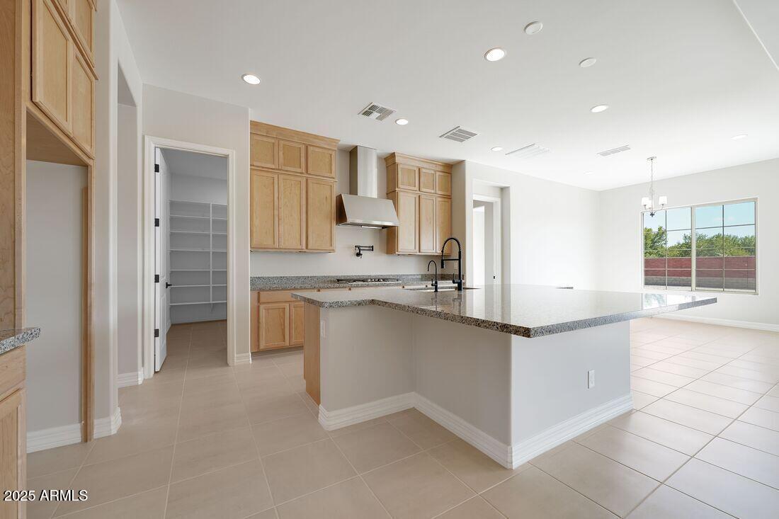 20479 E CALLE DE FLORES --