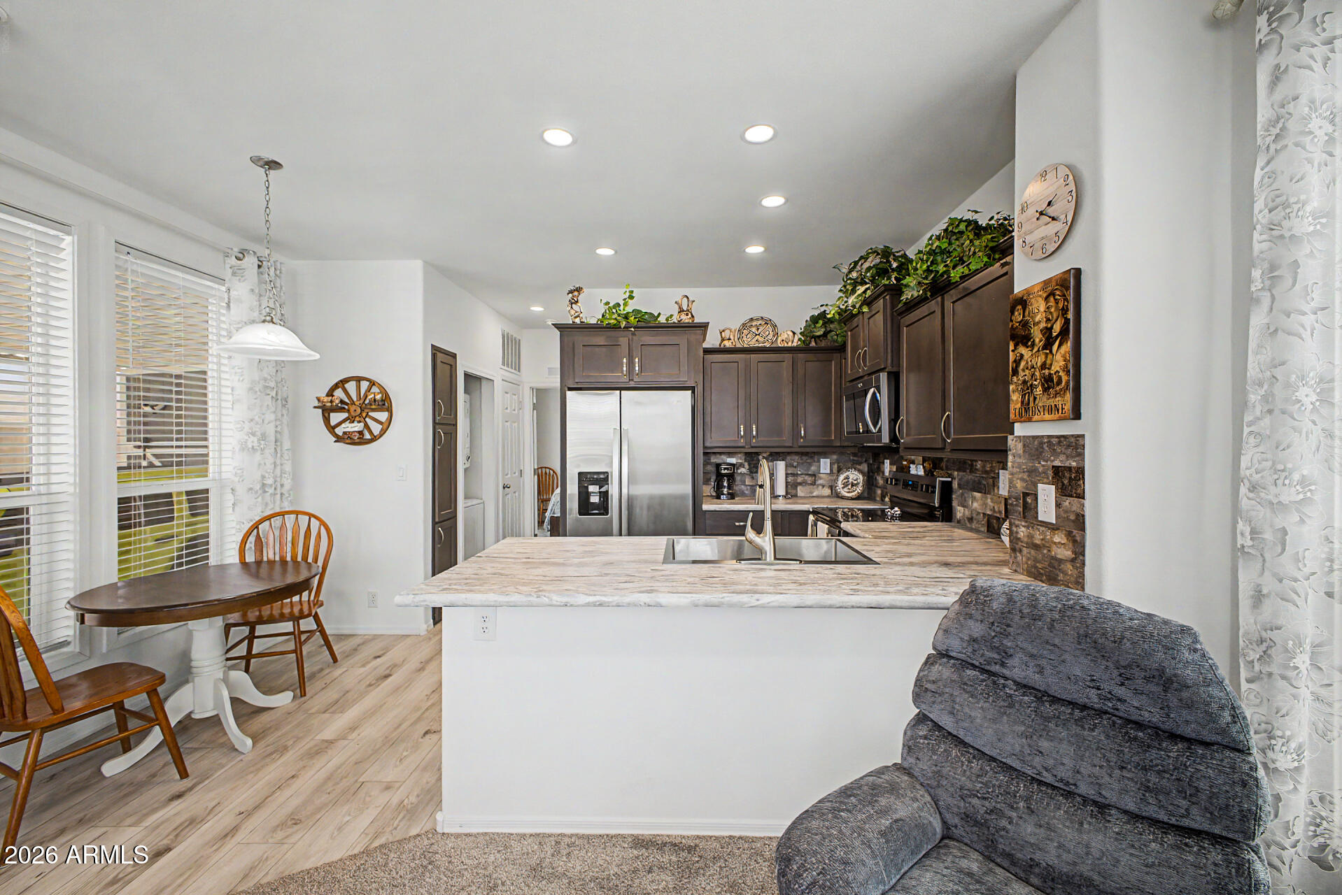 17506 W Van Buren Street 371