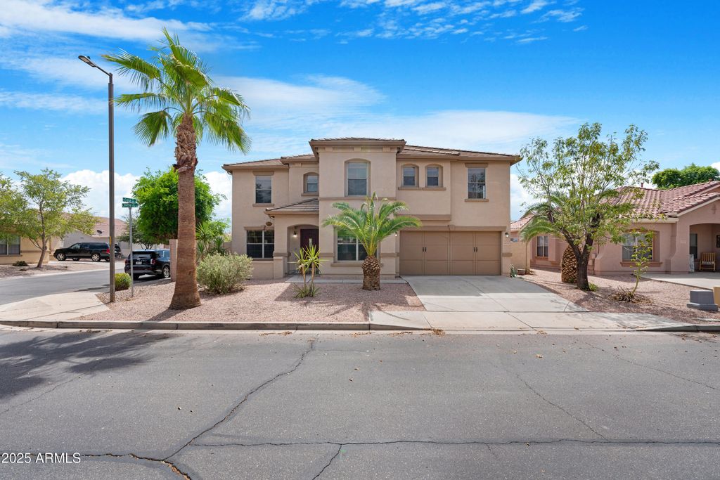 Photo of 3771 E Betsy Lane, Gilbert, AZ 85296 (MLS # 6924781)