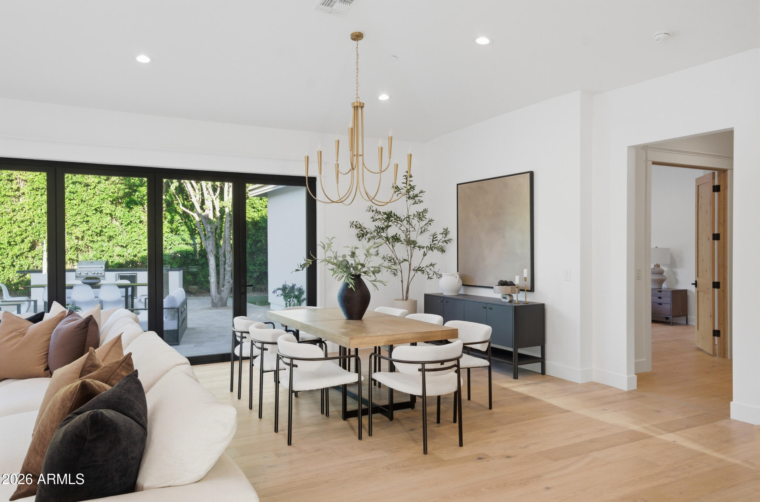RANCHO VISTA - Residential