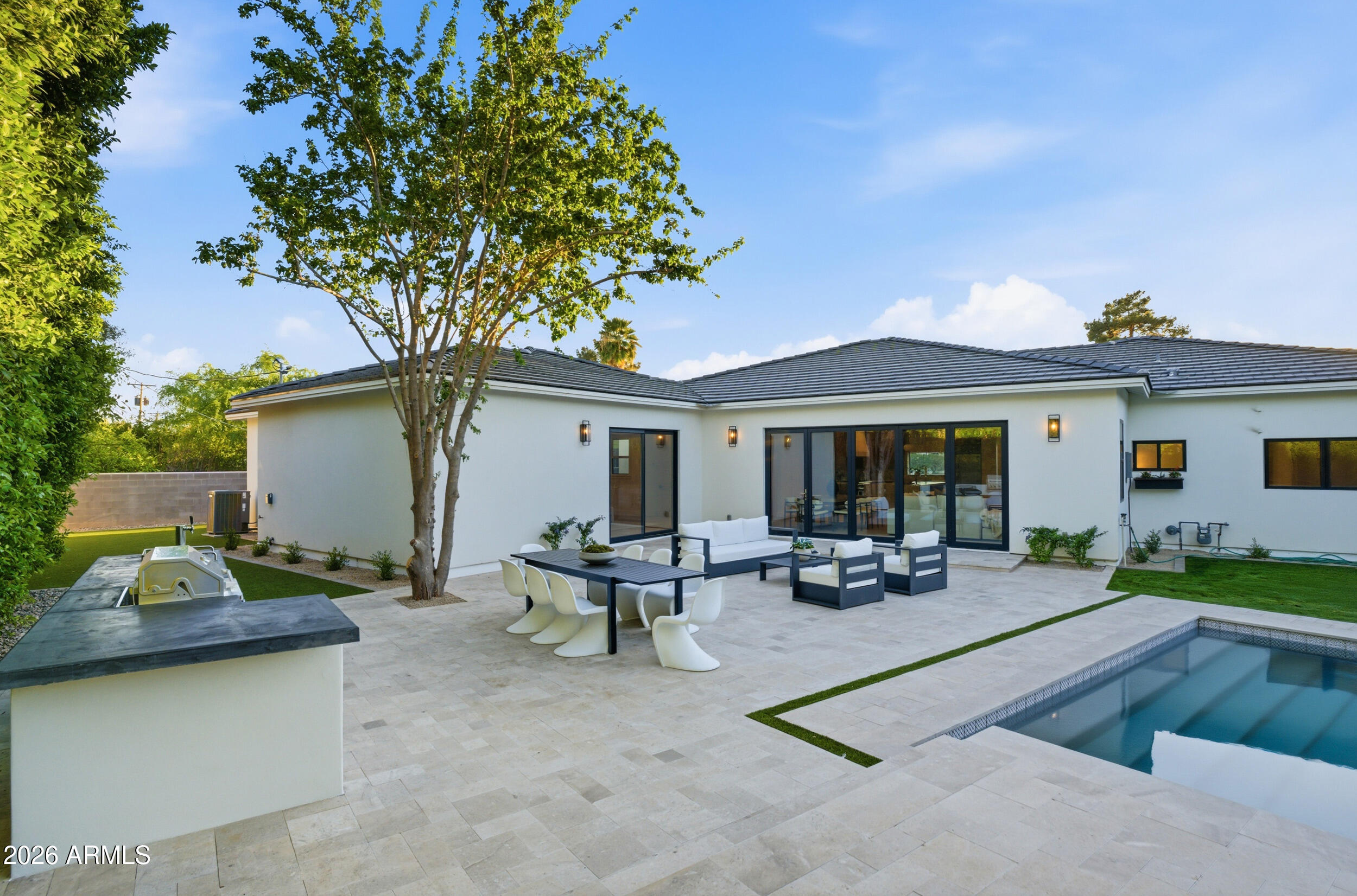 RANCHO VISTA - Residential