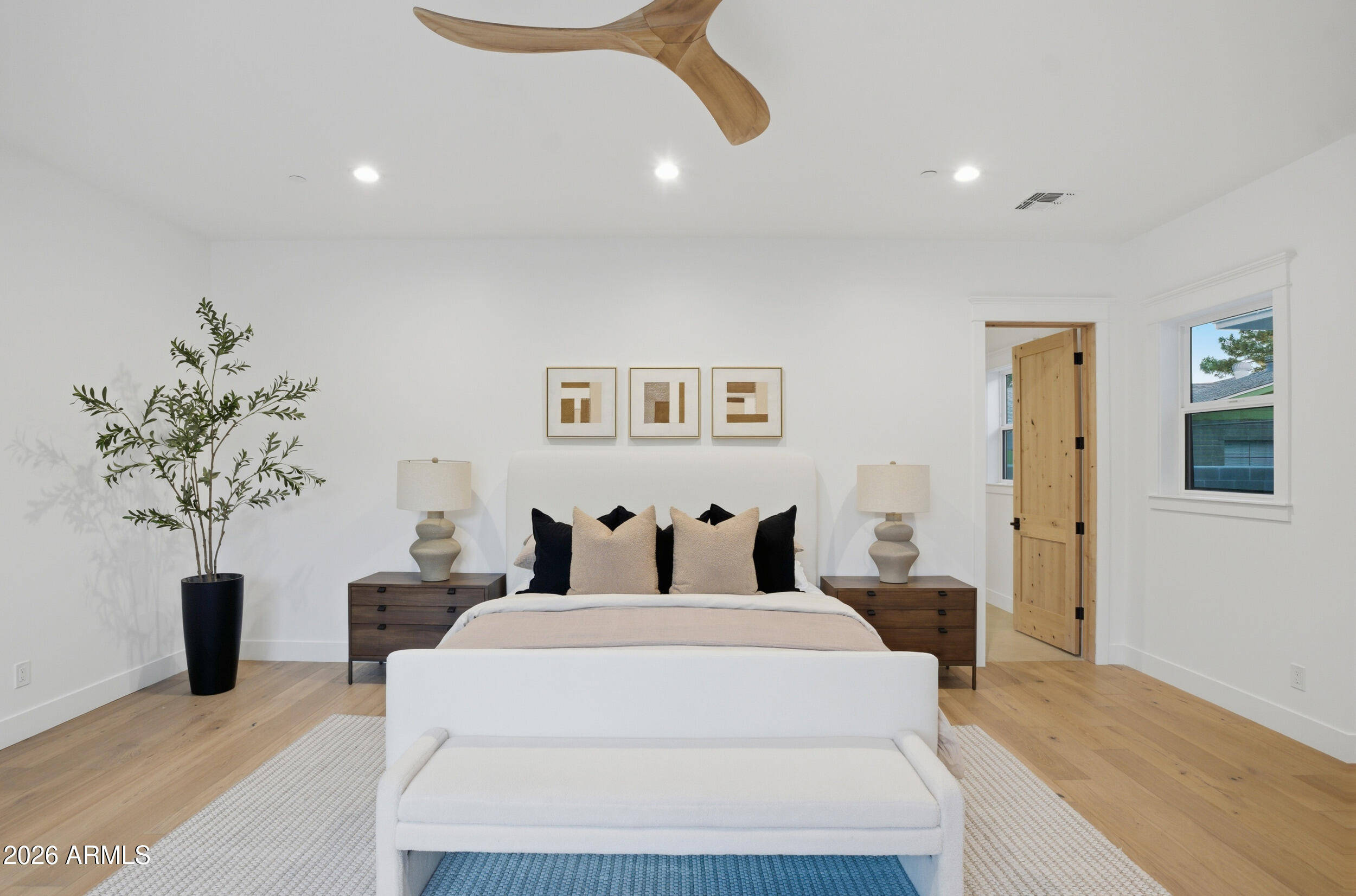 RANCHO VISTA - Residential