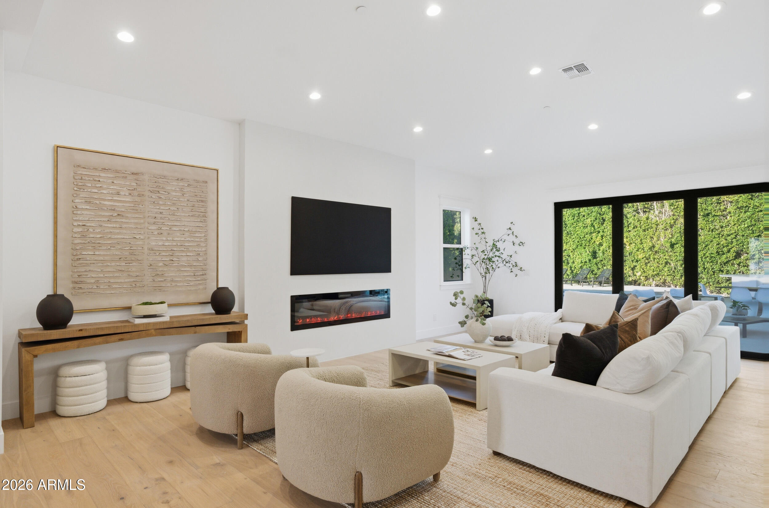 RANCHO VISTA - Residential