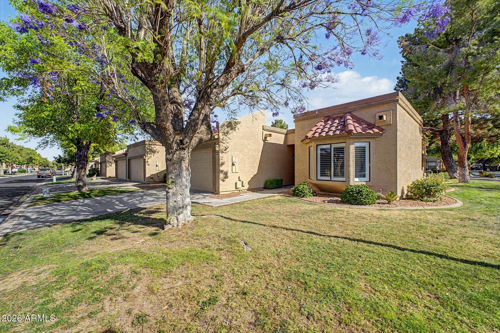 Photo of 9709 W Tonto Lane, Peoria, AZ 85382 (MLS # 7016007)