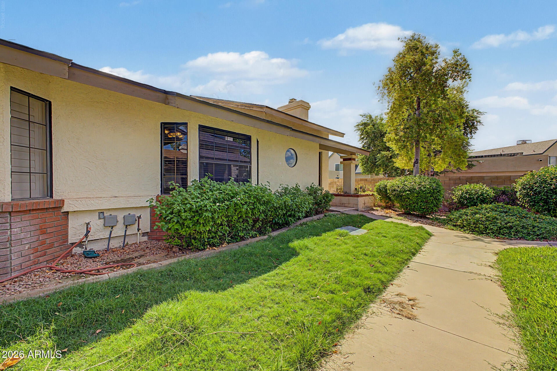 1550 N STAPLEY Drive 55