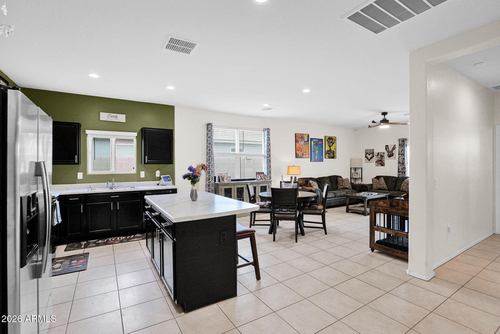 1712 W CAMERON Boulevard