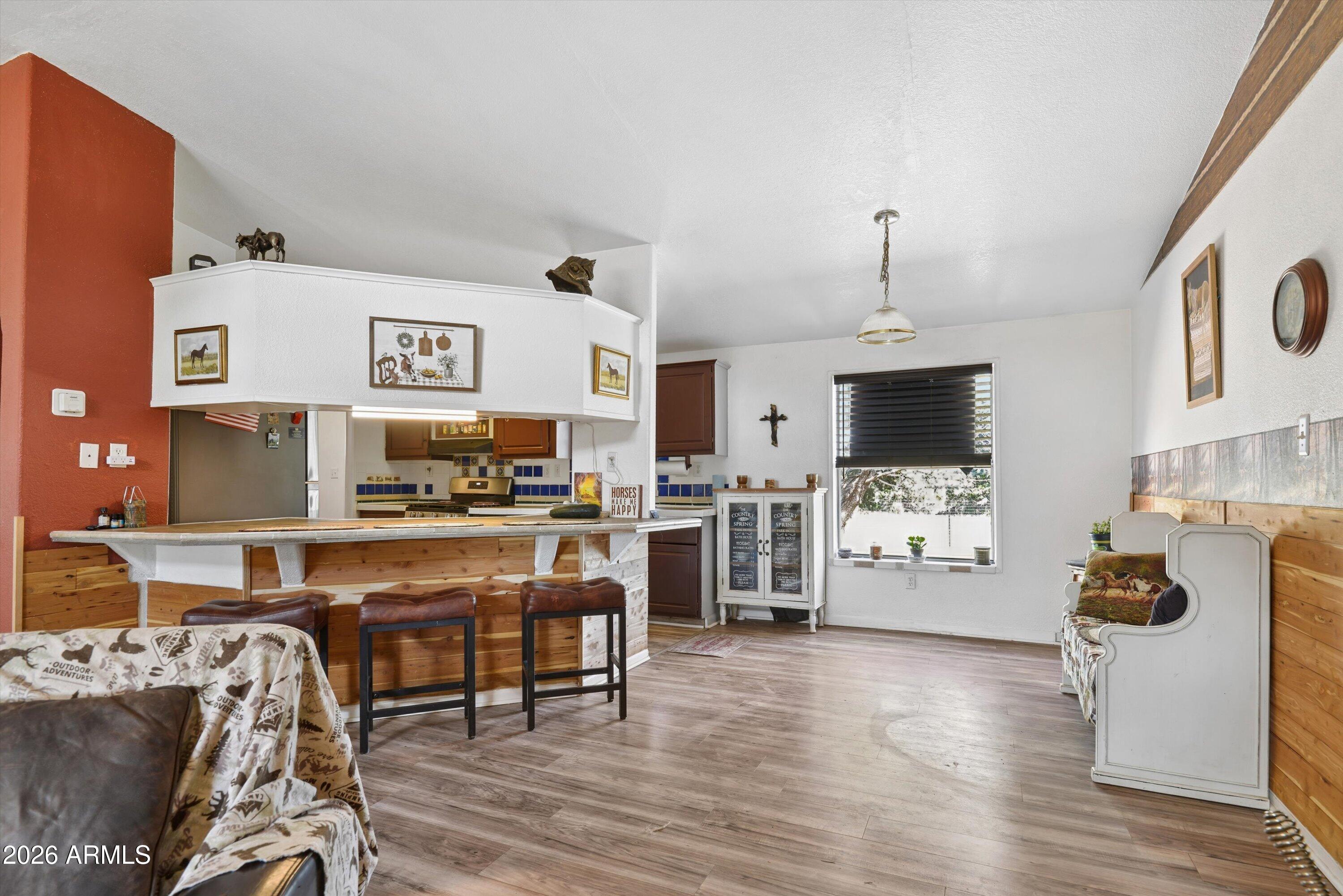 9555 CROSSCUT Drive