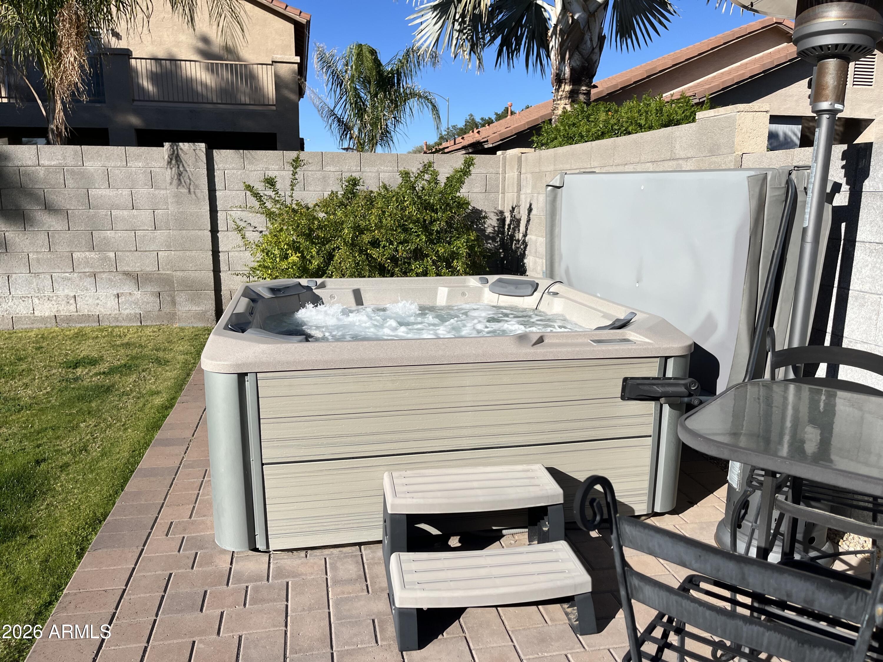 7922 W MARY ANN Drive