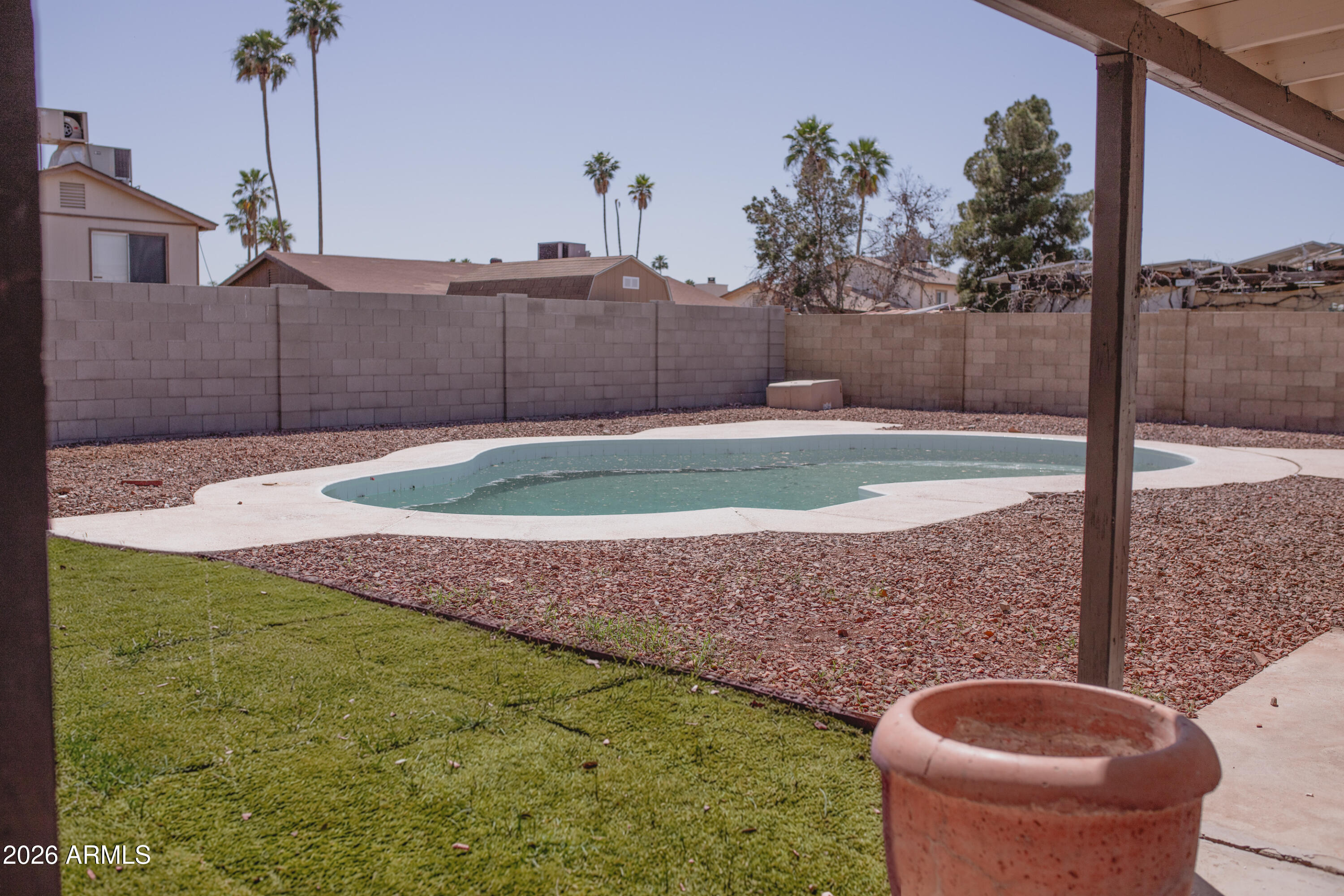 3739 W COLUMBINE Drive