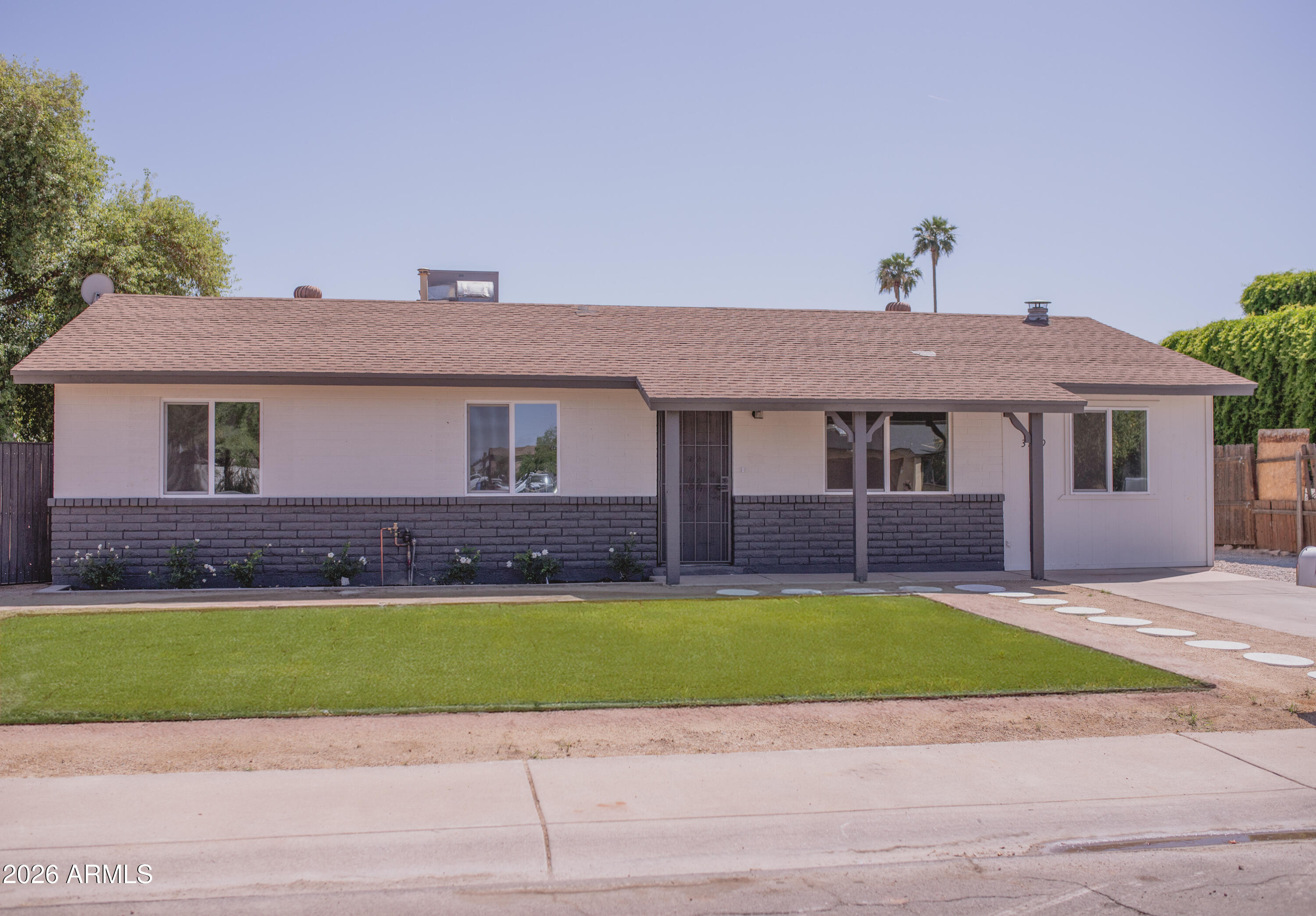 3739 W COLUMBINE Drive