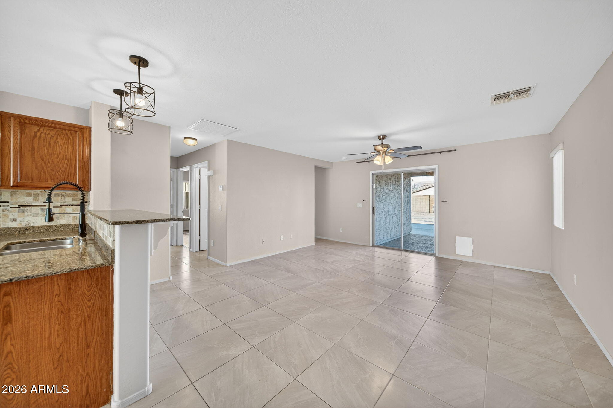 1602 E ANASTASIA Street