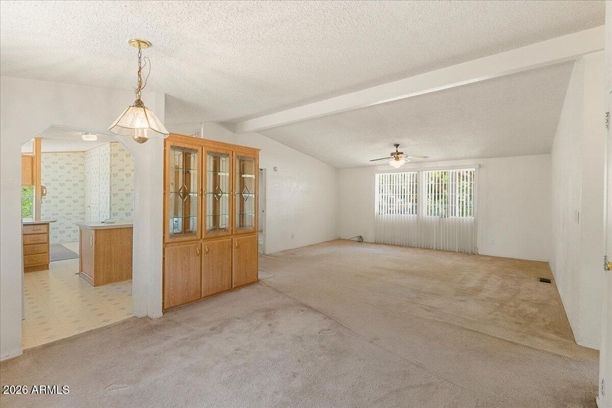 17201 E PEACH TREE Road