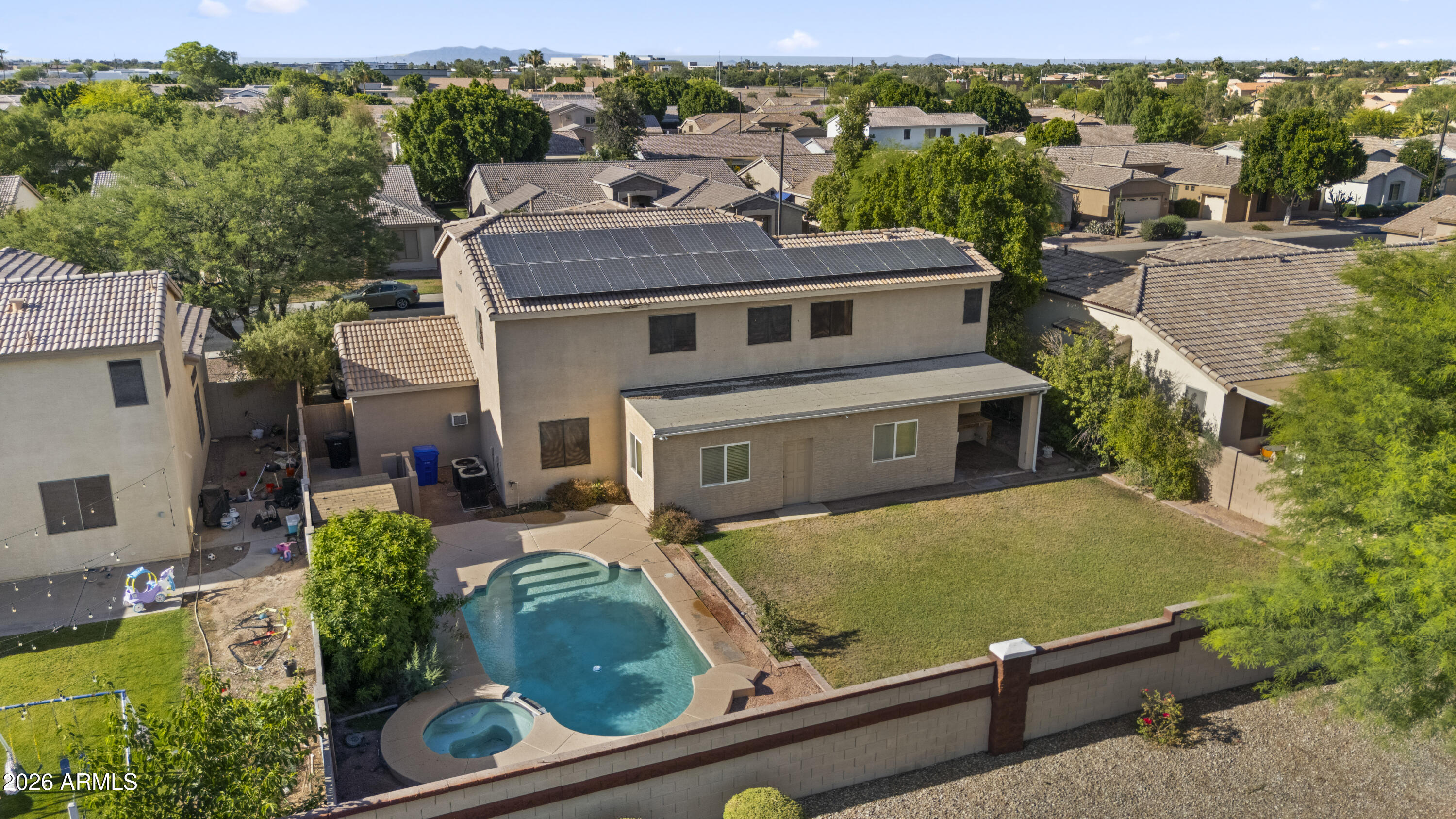 2109 W WILDHORSE Drive