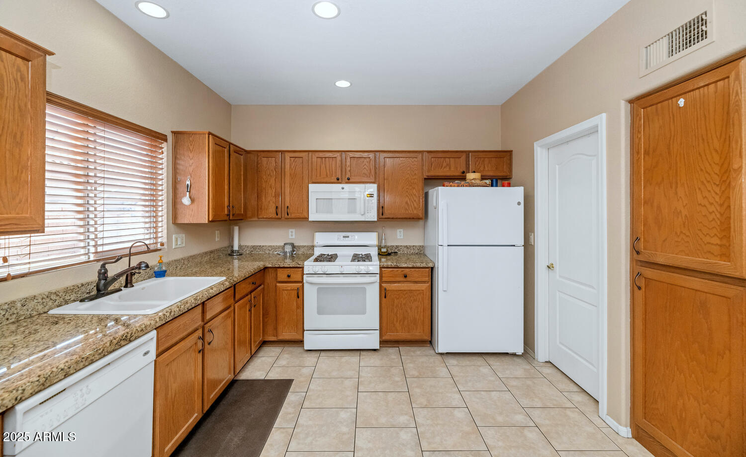 Homes 3 20821 N 104TH Lane