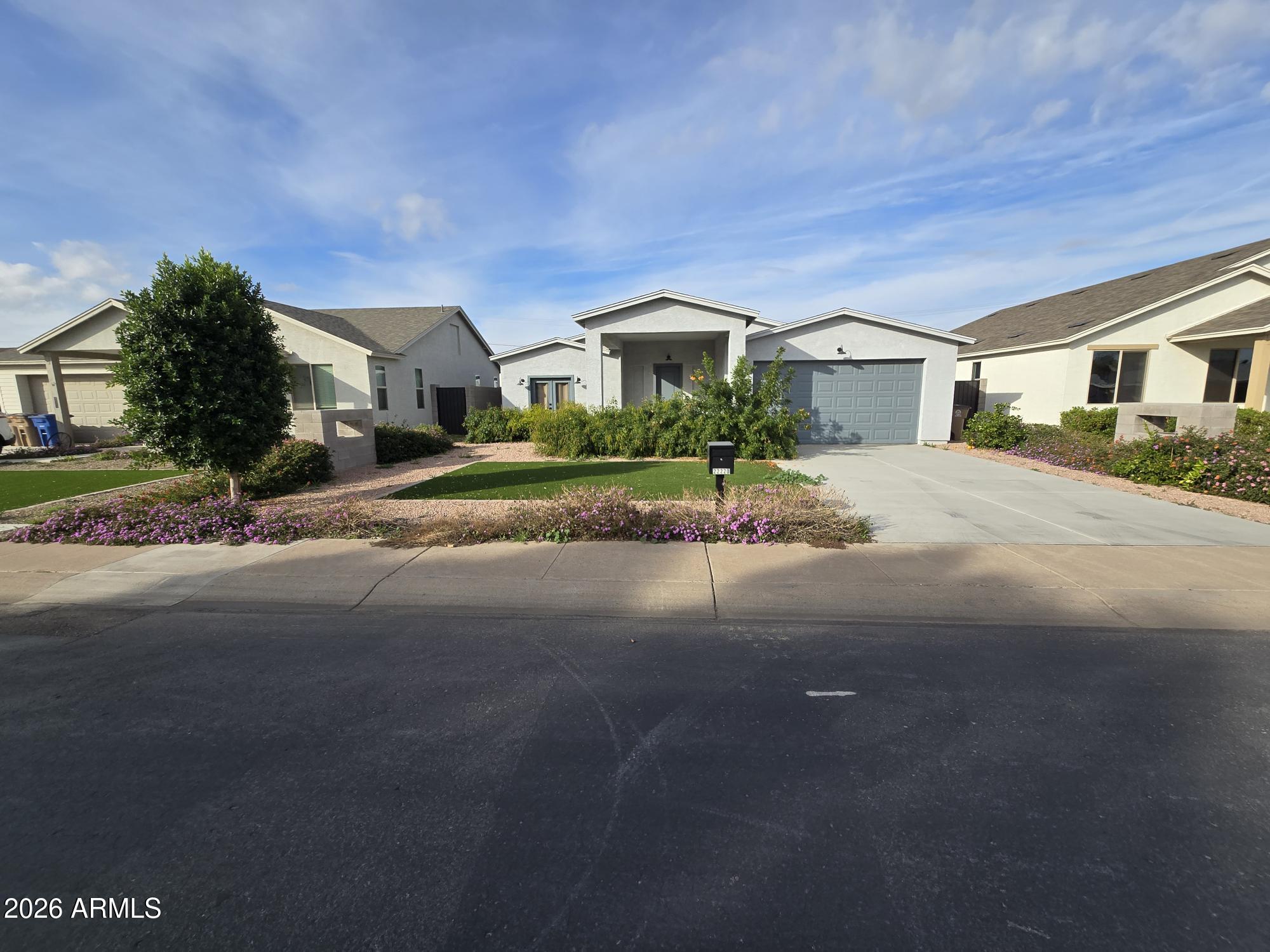 22220 S 208TH Street