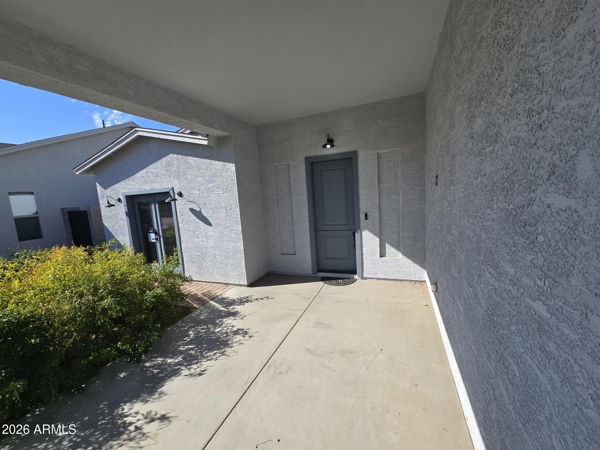 22220 S 208TH Street