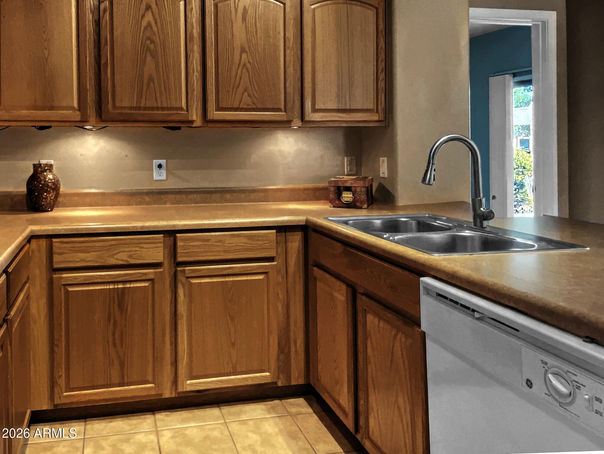Cottonwood Square/Cottonwood Commons - Residential