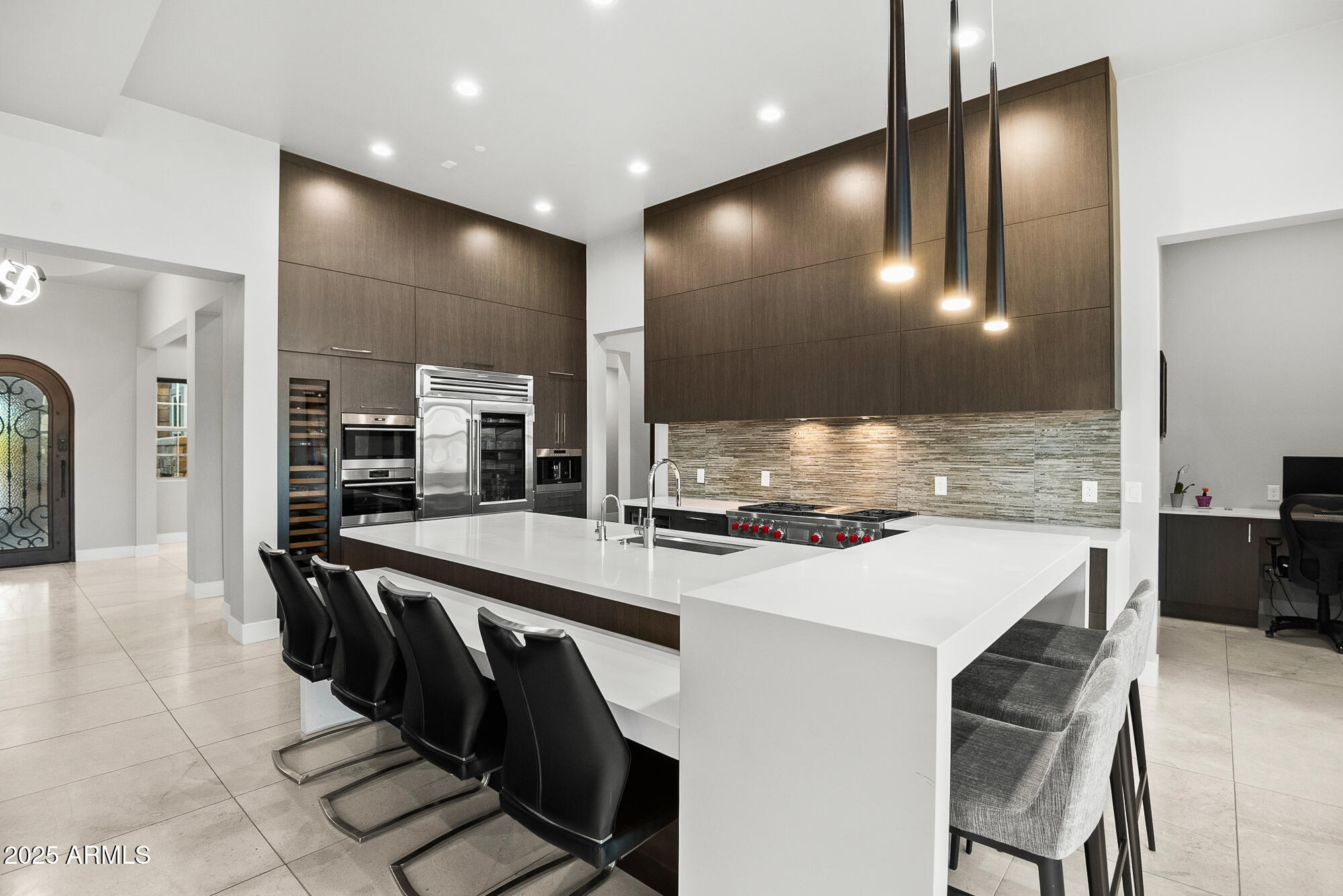 9255 W LOS GATOS Drive