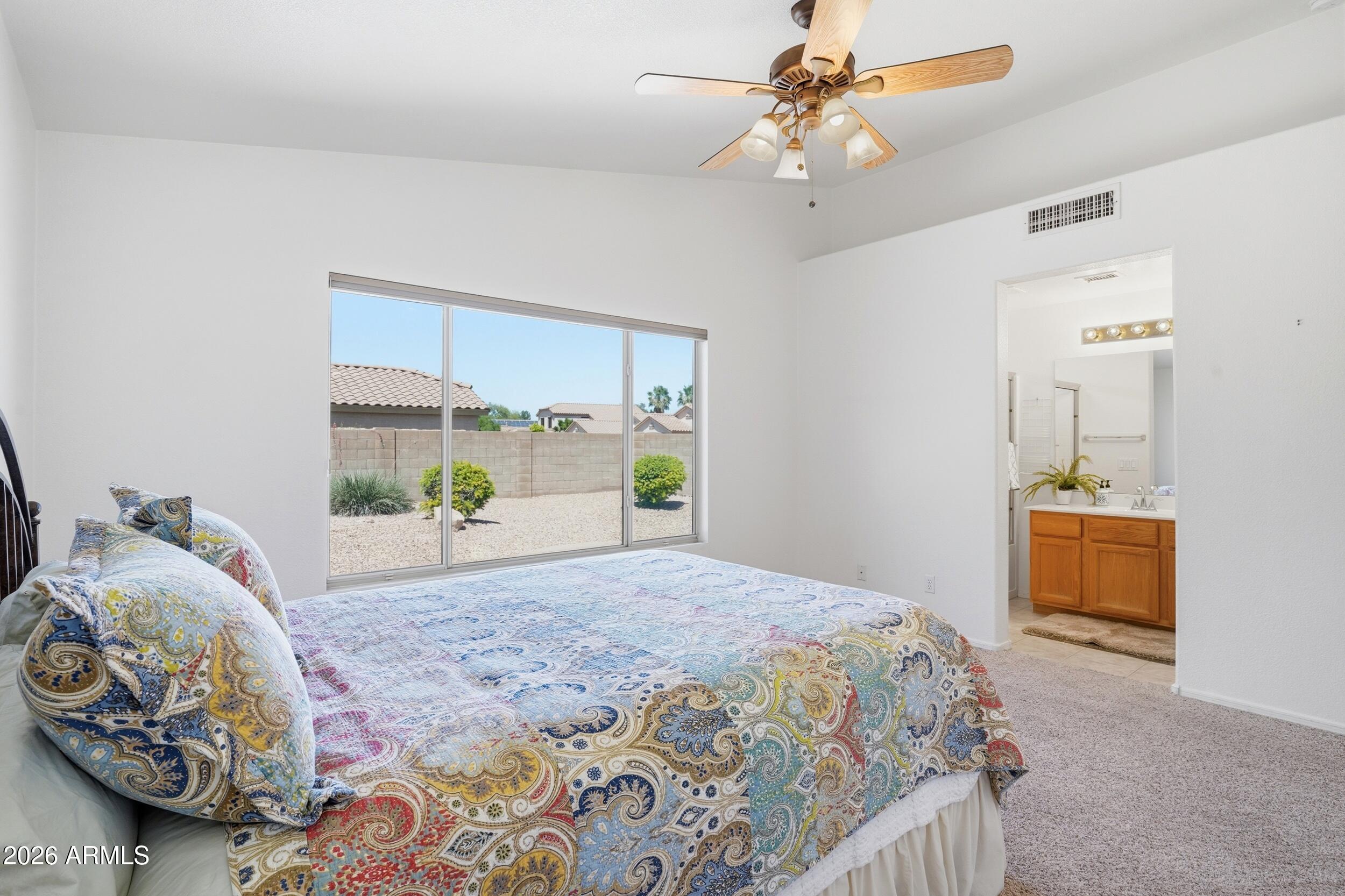 LAS BRISAS POINTE - Residential