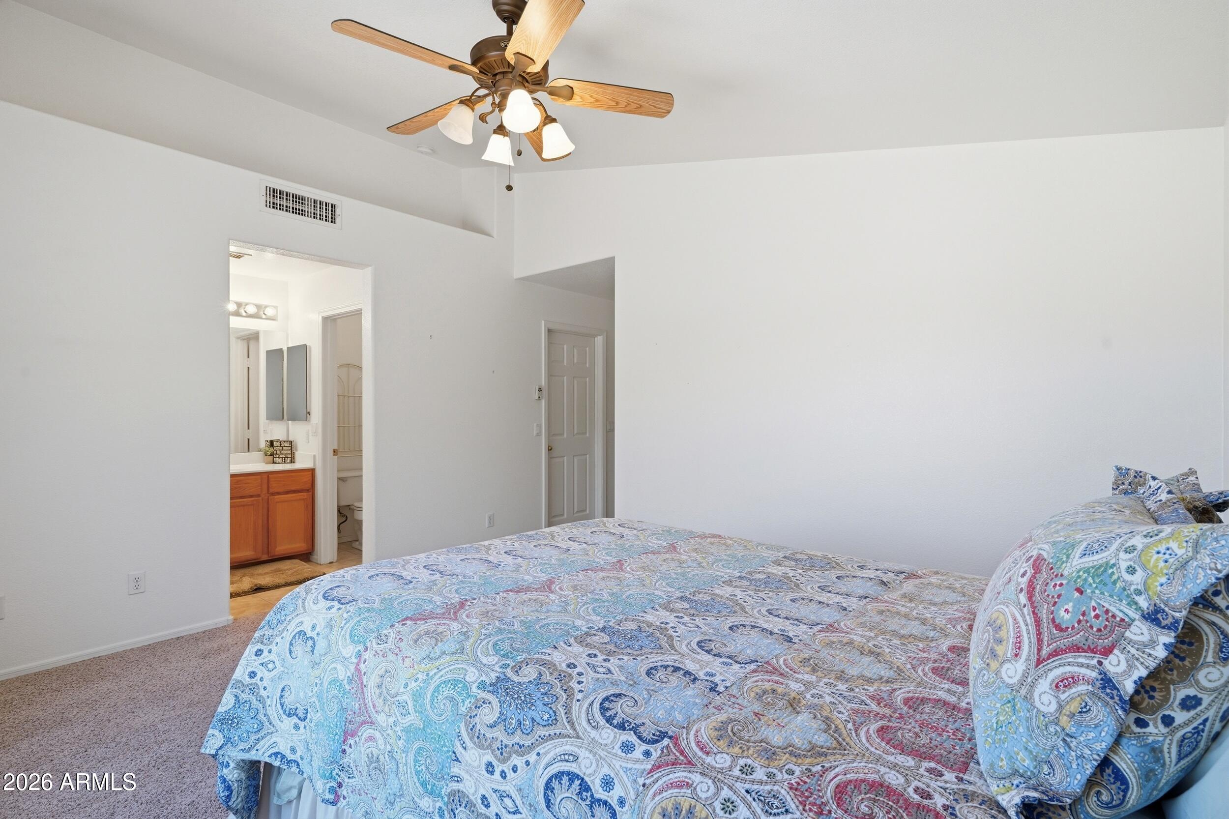 LAS BRISAS POINTE - Residential