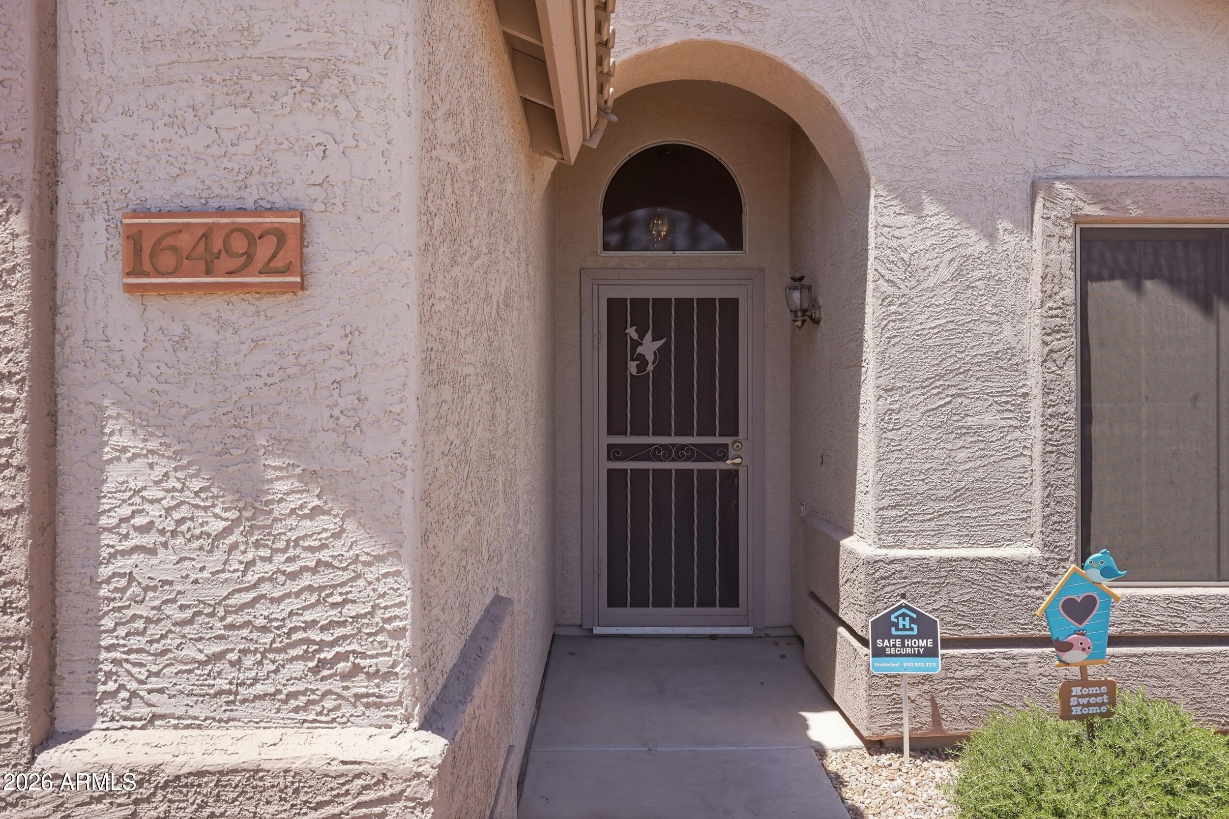LAS BRISAS POINTE - Residential