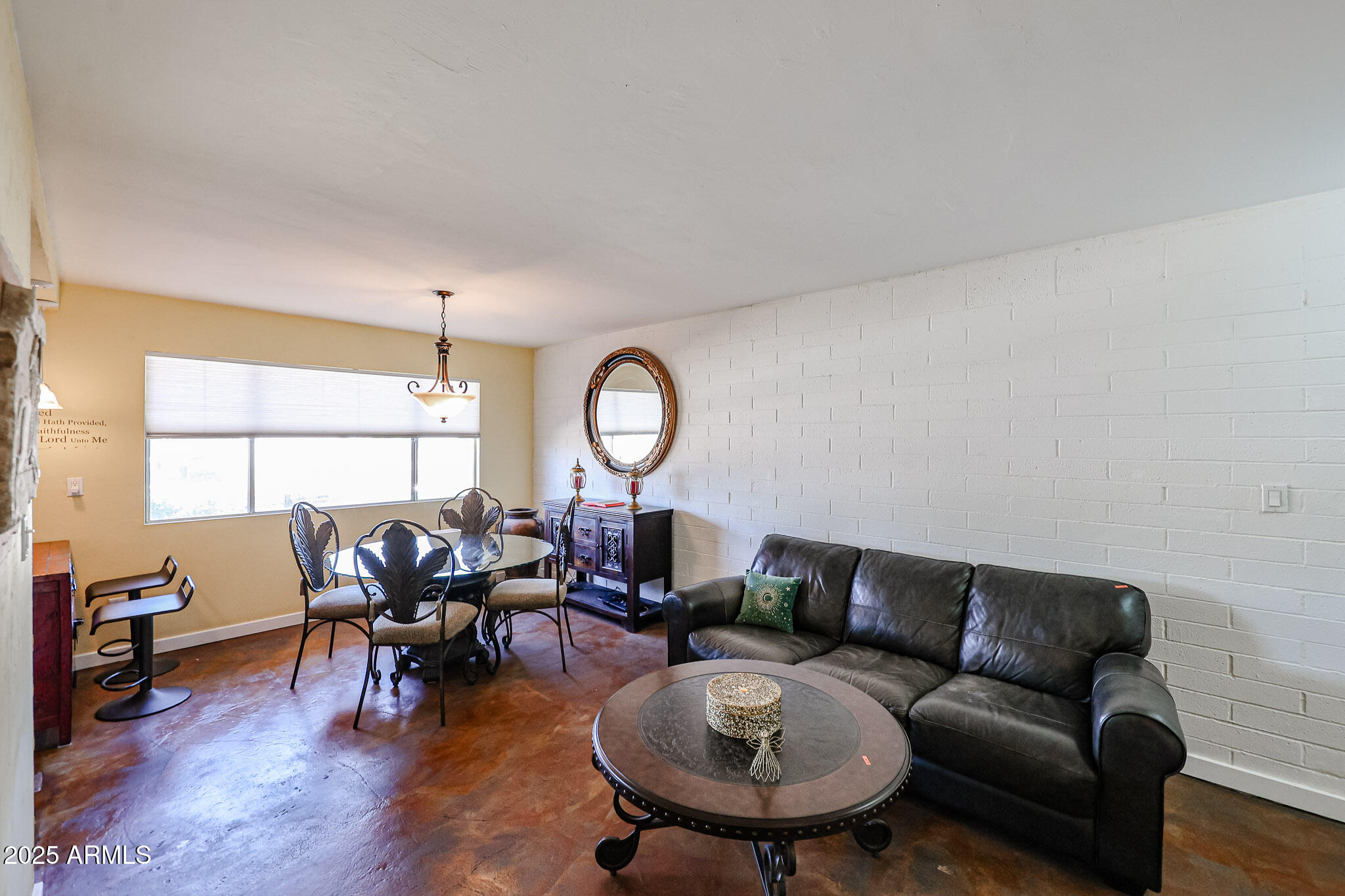 2605 W ROSE Lane B-202