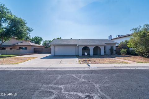 Single Family Residence in Glendale AZ 11046 53RD Avenue.jpg