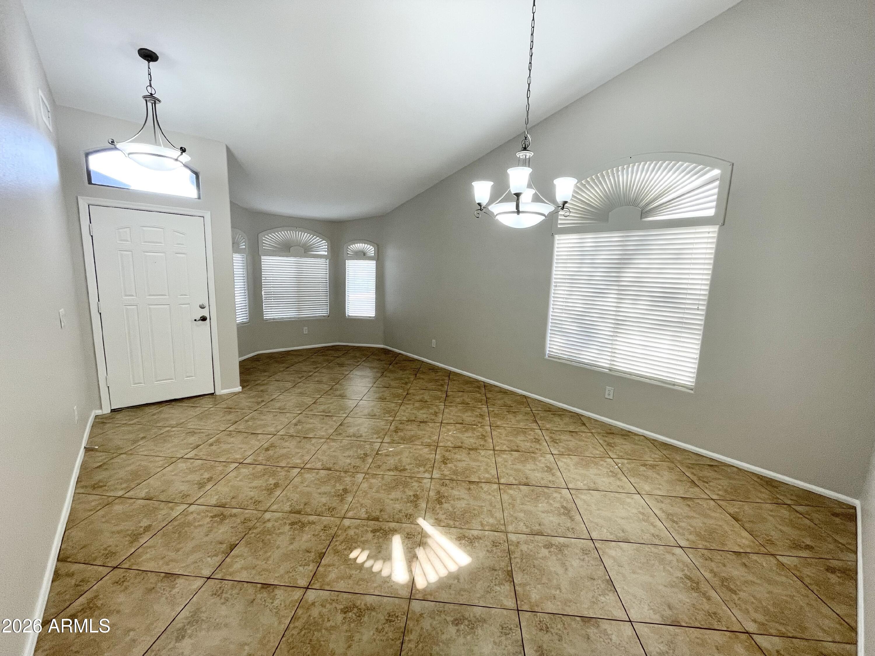 42495 W CHAMBERS Drive