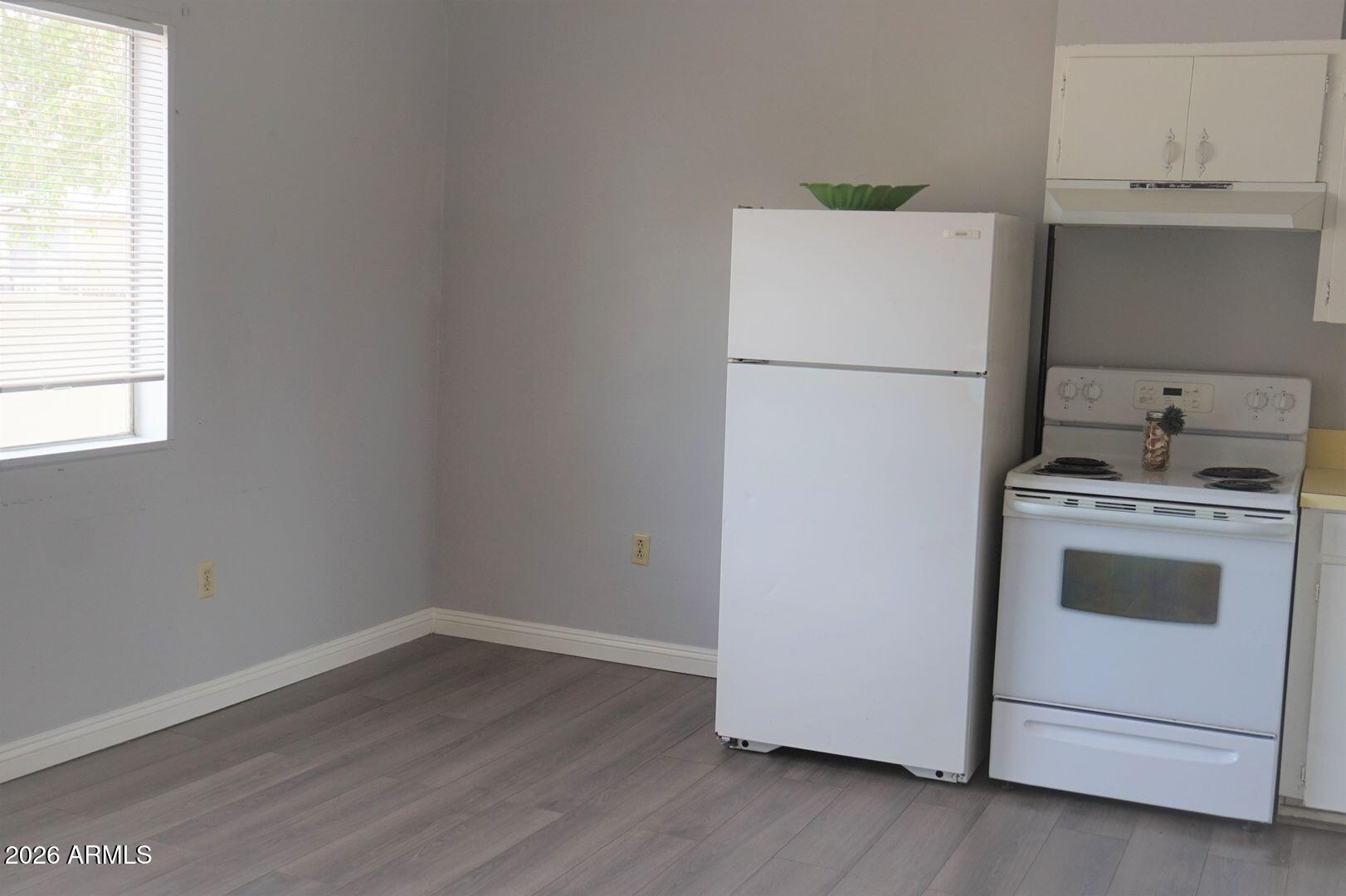 214 N CANYON Drive 2