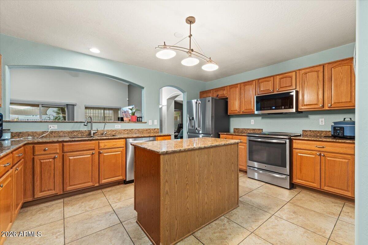 MISSION ROYALE BLOCK G - Residential