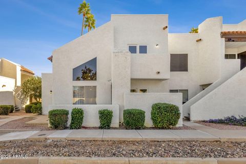 Photo of 4730 W Northern Avenue #1106, Glendale, AZ 85301 (MLS # 6967415)