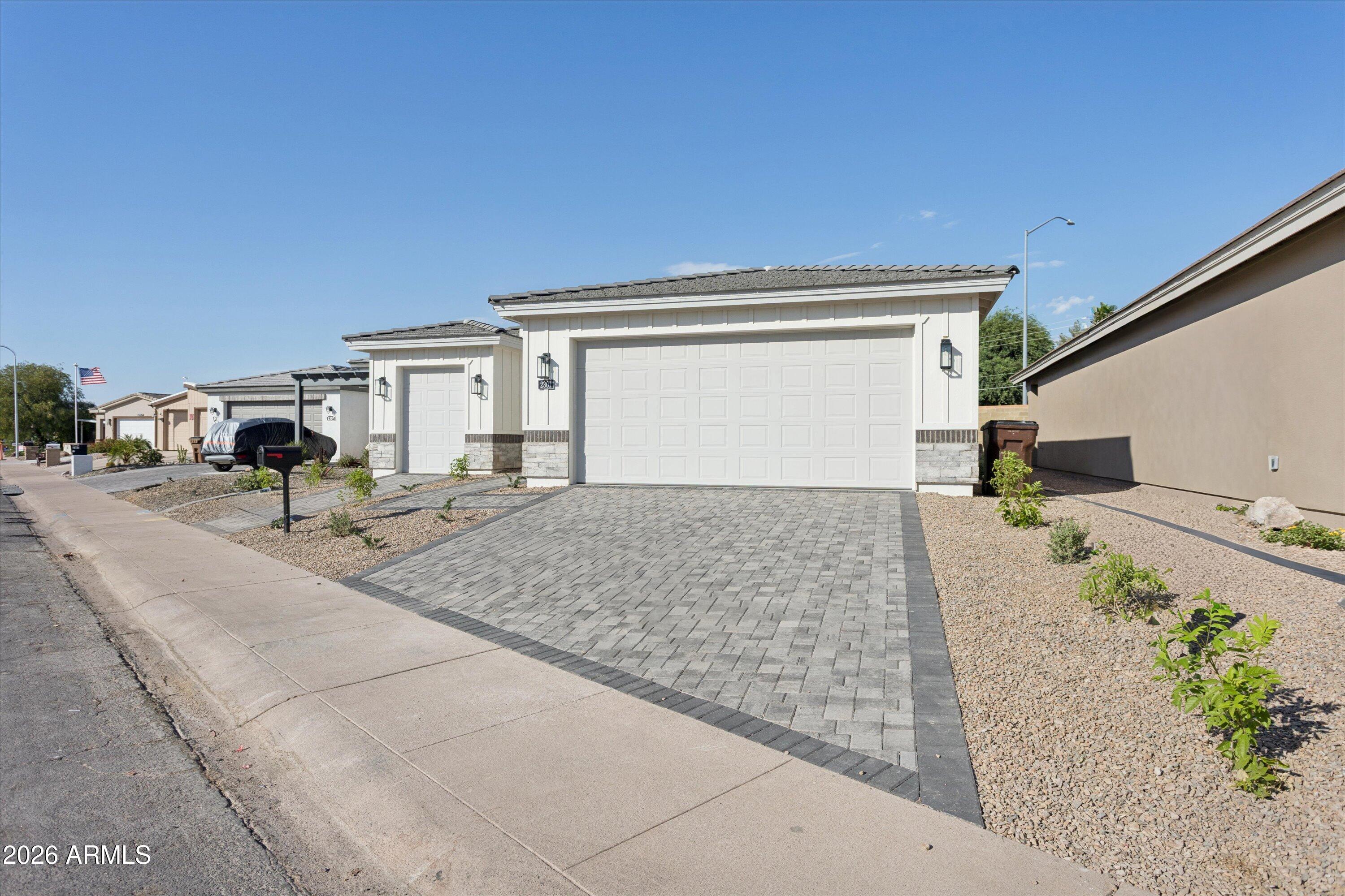 2301 N Shannon Way
