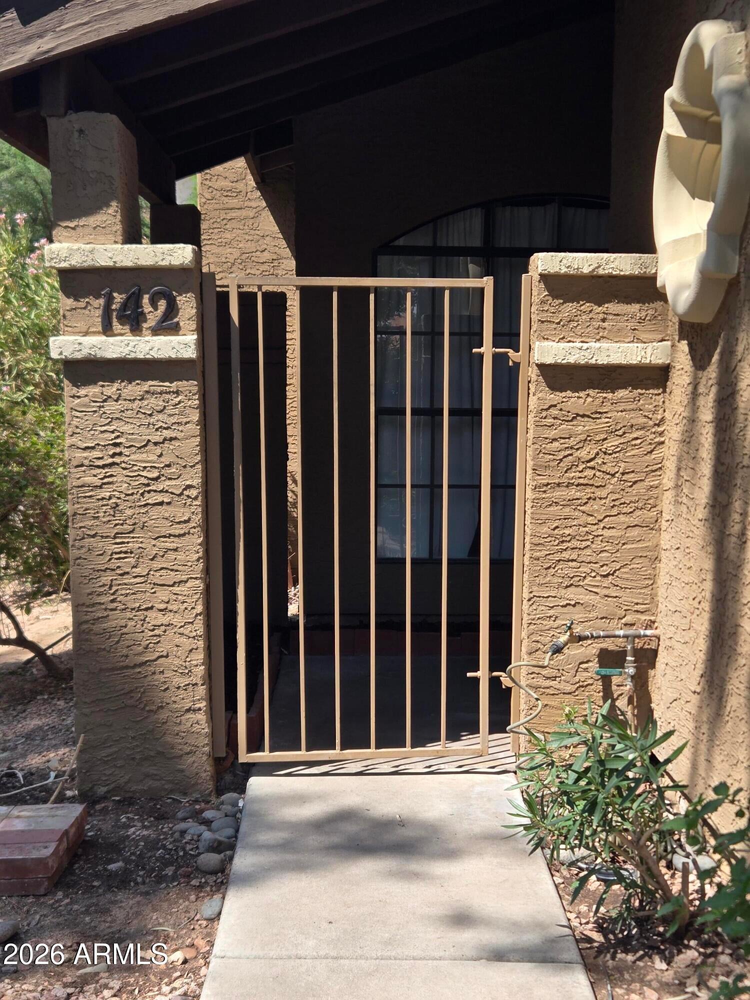 6945 E COCHISE Road 142
