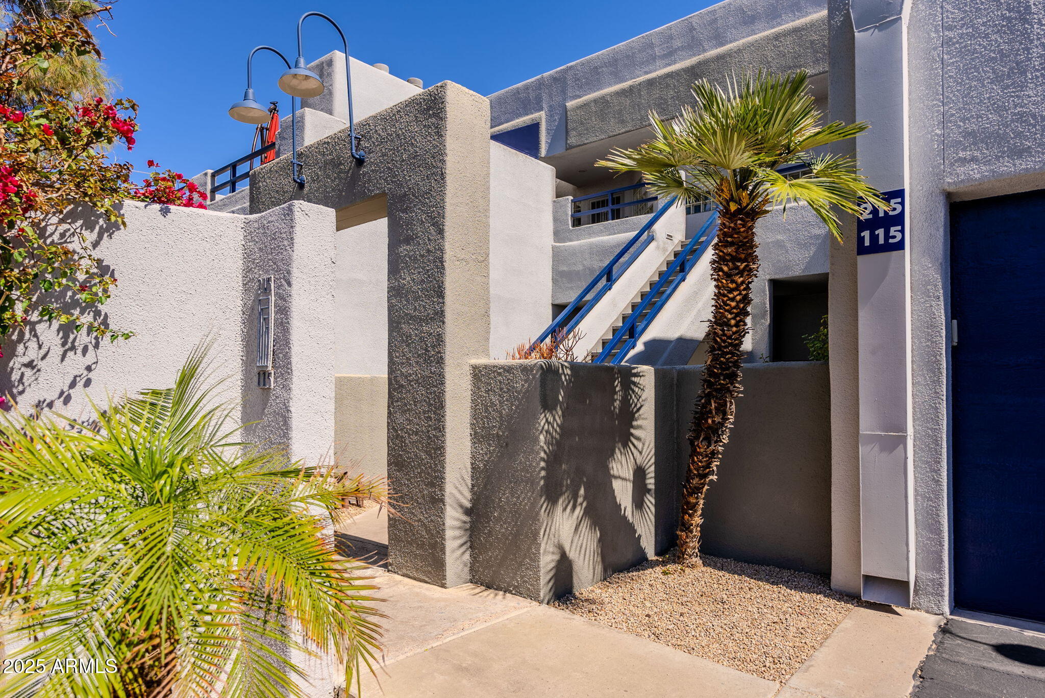 902 W GLENDALE Avenue 115