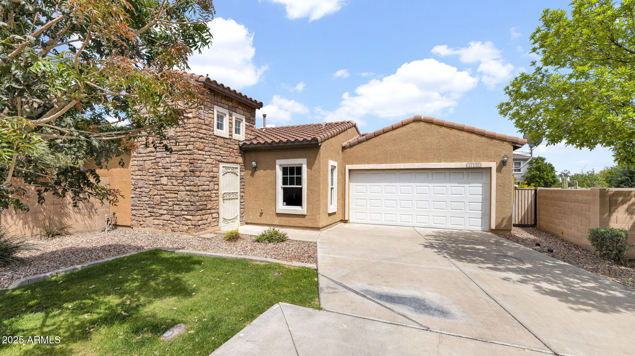 17132 W TARA Lane