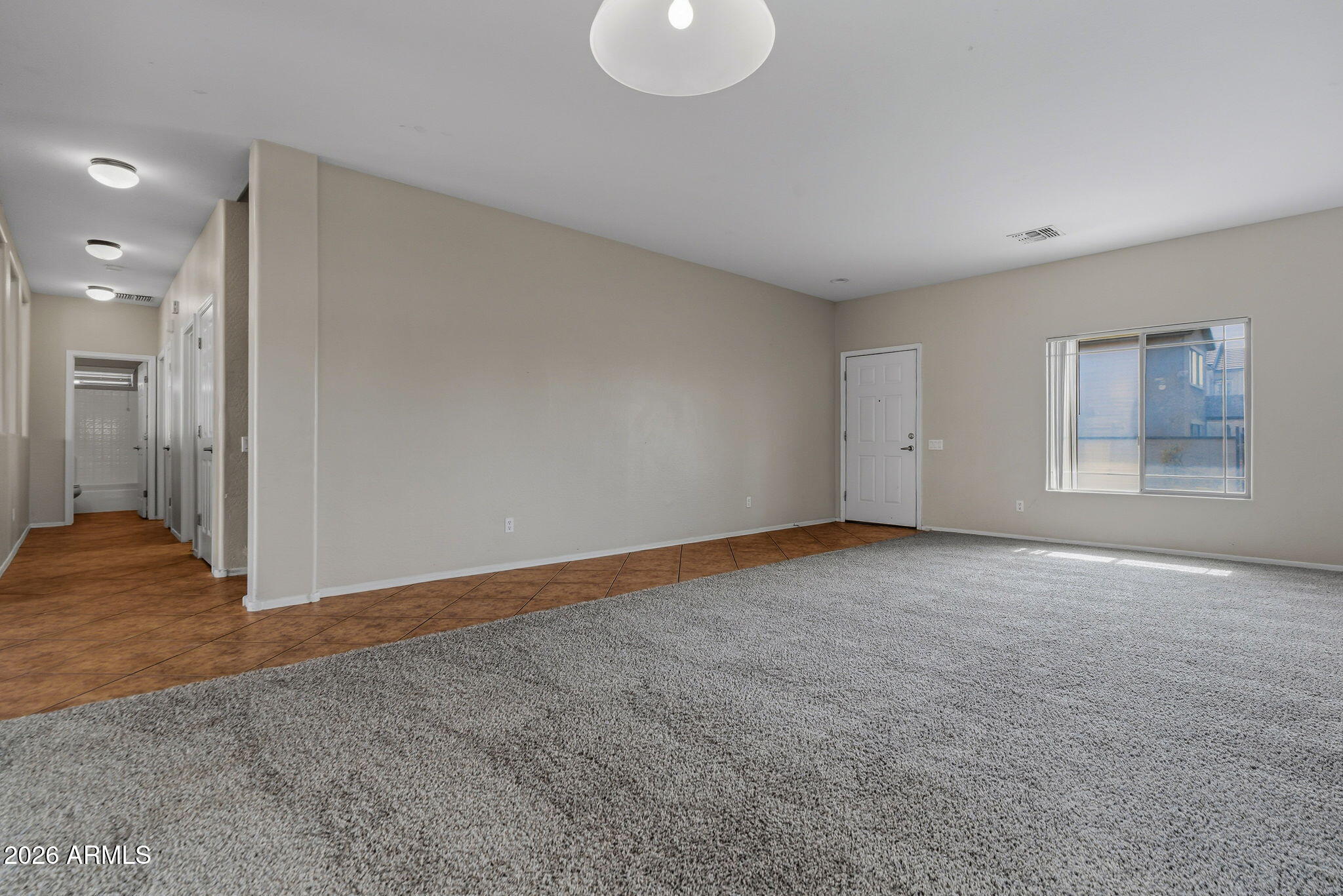 9444 W HUBBELL Street