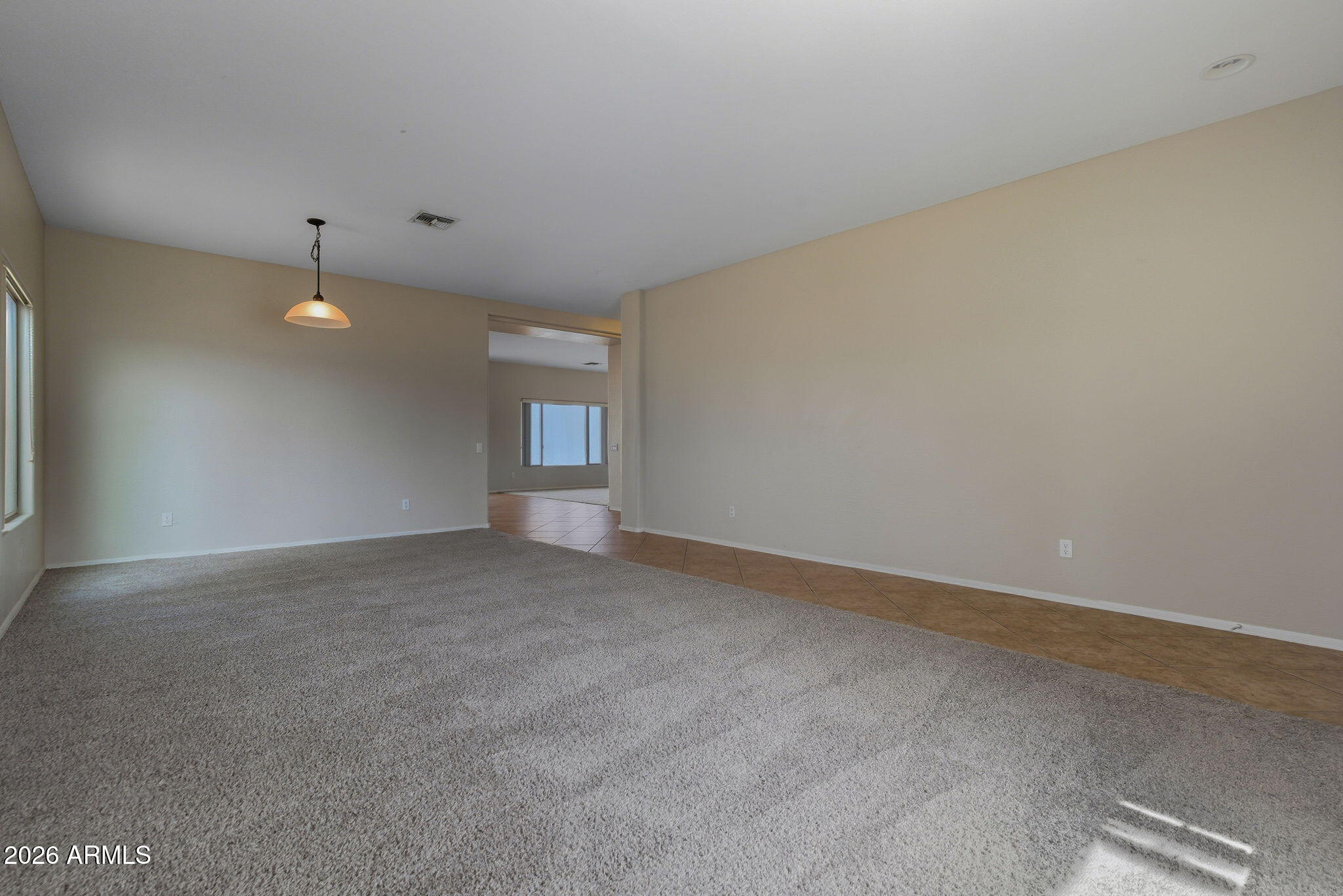 9444 W HUBBELL Street