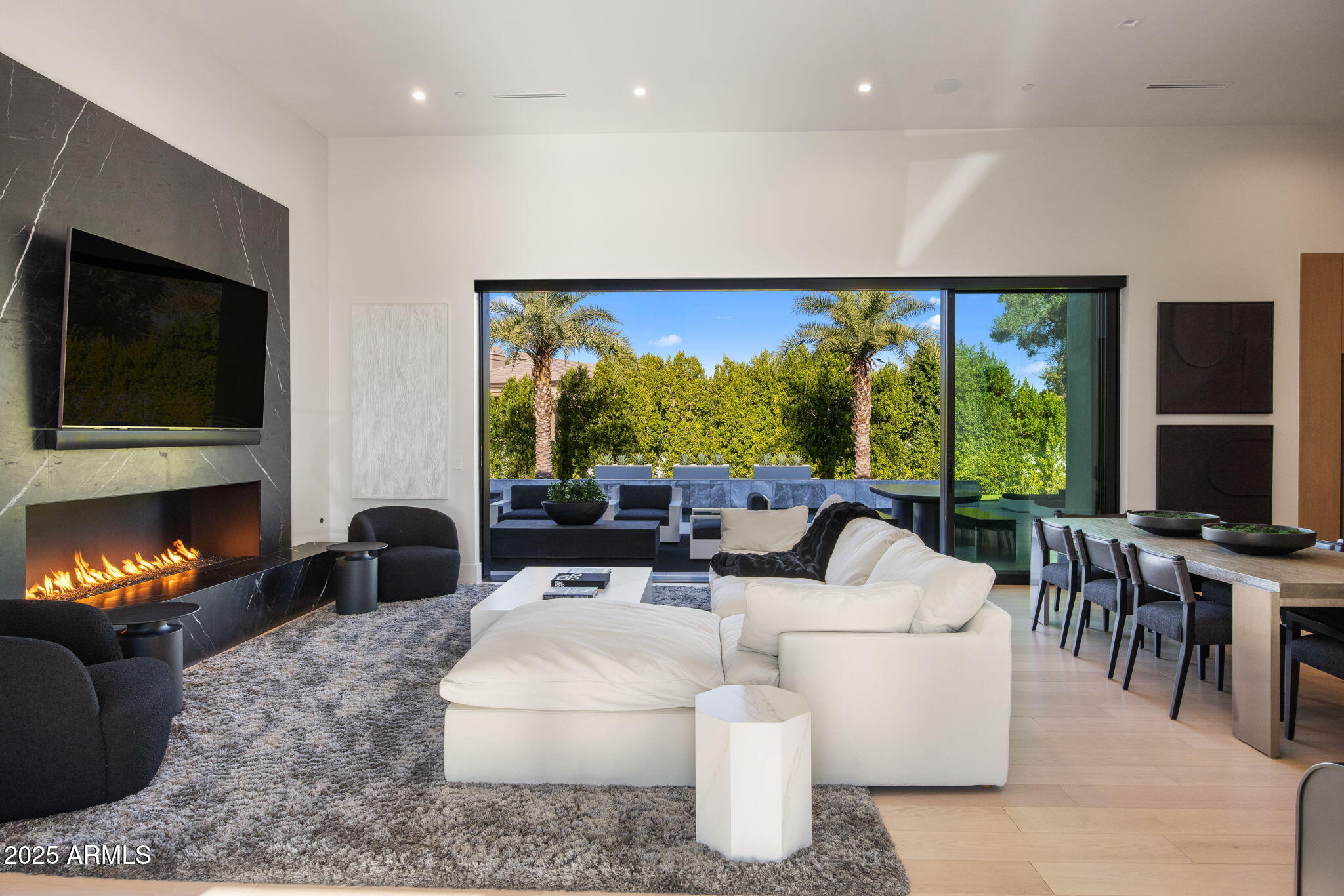 7120 E PARADISE RANCH Road