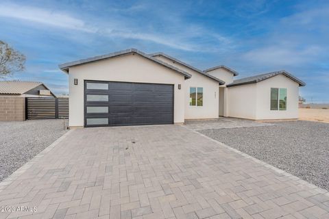 A home in Arizona City