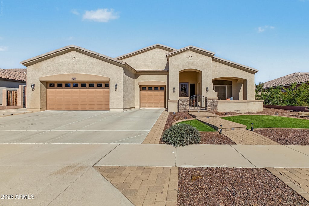 Photo of 26915 N Gidiyup Trail, Phoenix, AZ 85085 (MLS # 7091703)