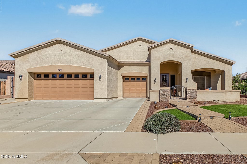 Photo of 26915 N Gidiyup Trail, Phoenix, AZ 85085 (MLS # 7091703)