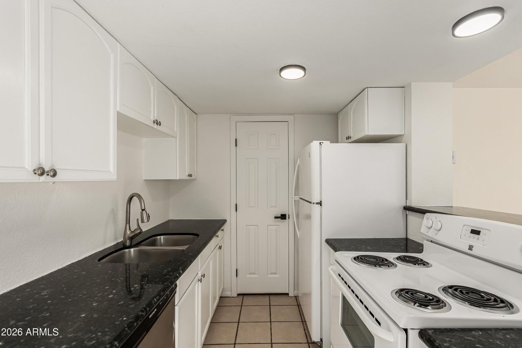 Photo of 4523 E Wood Street, Phoenix, AZ 85040 (MLS # 6976847)