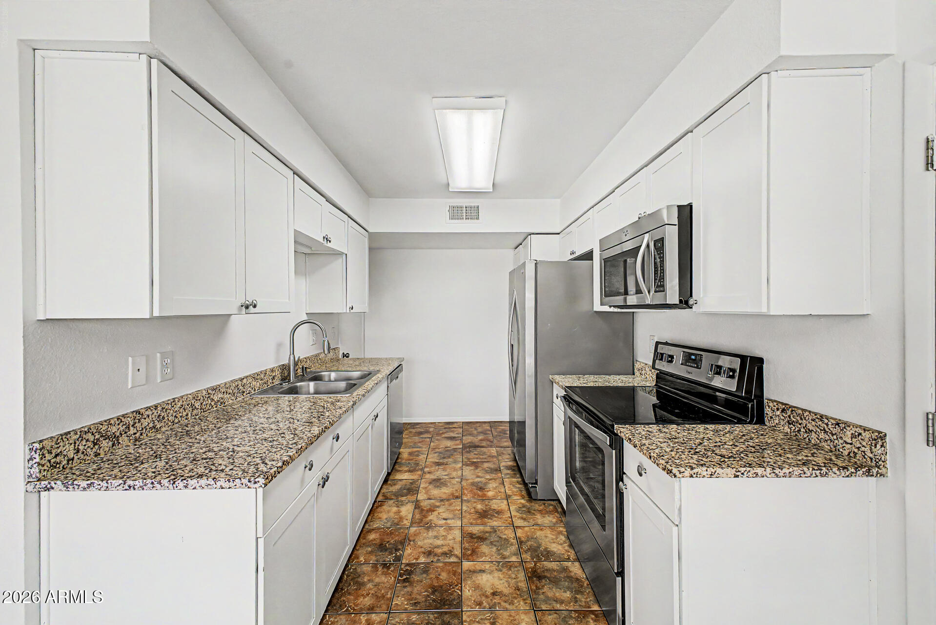 5619 S ADMIRALTY Court C
