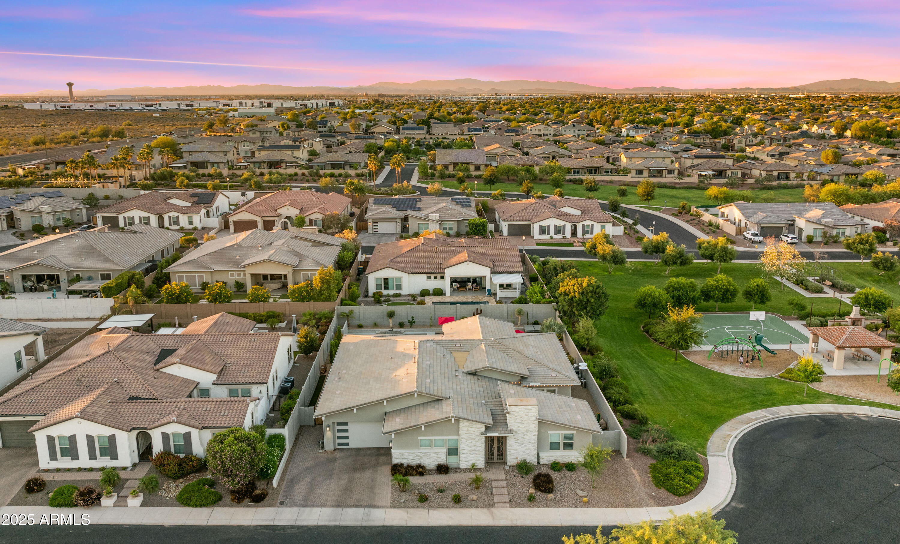 13820 W WEAVER Court
